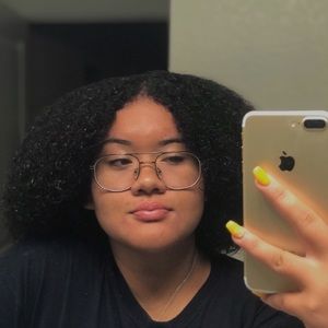 Meet your Posher, Mariah